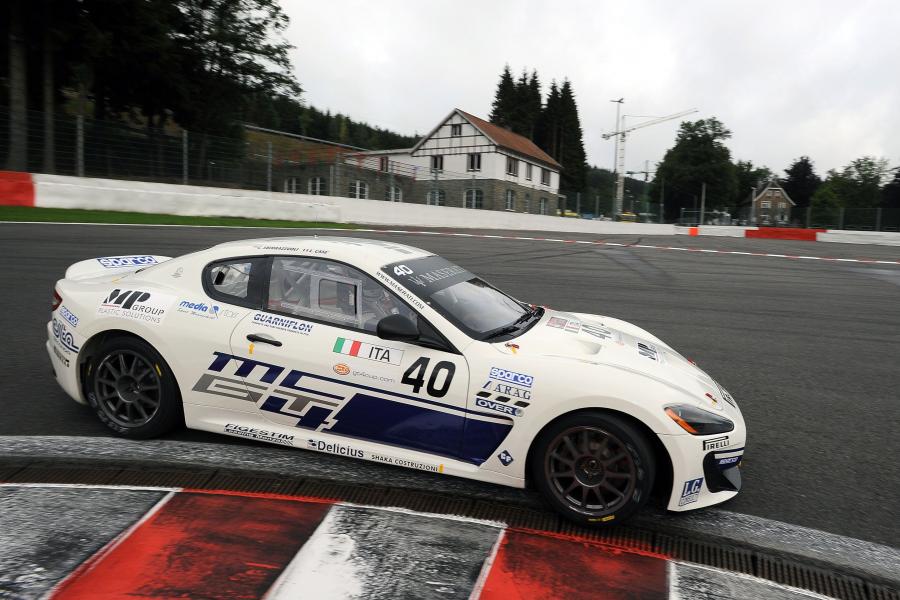  Maserati GranTurismo MC GT4 2009 года  (фото 17 из 71)
